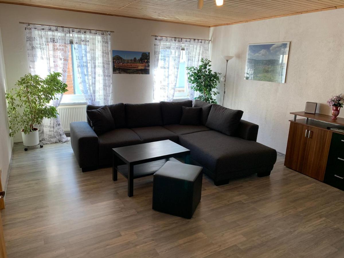 Ferienwohnung In Vino Veritas 노이마겐드론 외부 사진