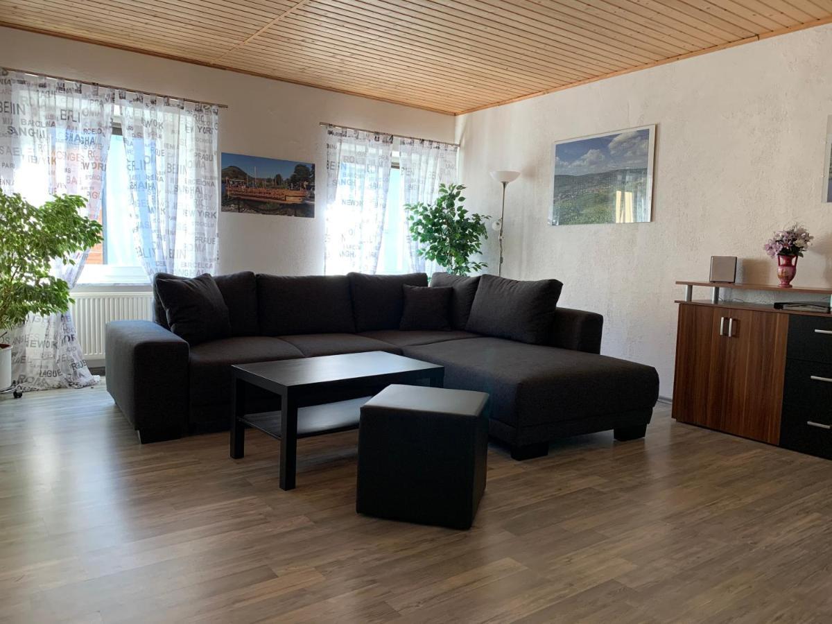 Ferienwohnung In Vino Veritas 노이마겐드론 외부 사진