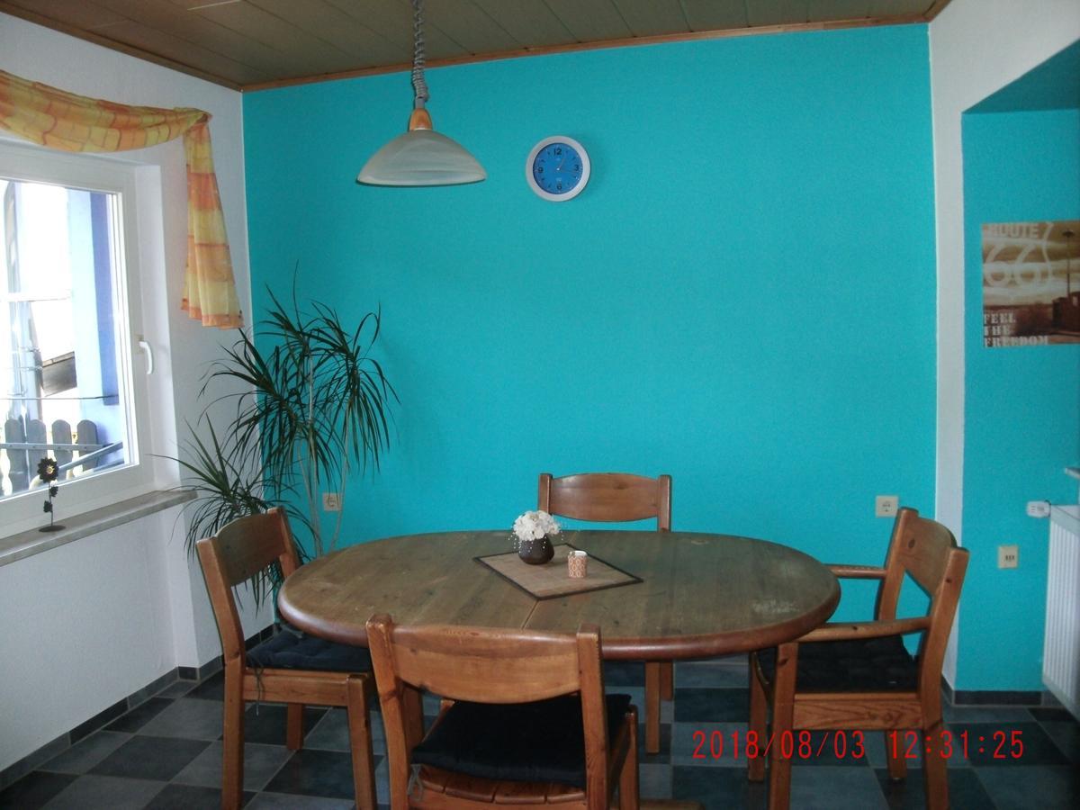 Ferienwohnung In Vino Veritas 노이마겐드론 외부 사진